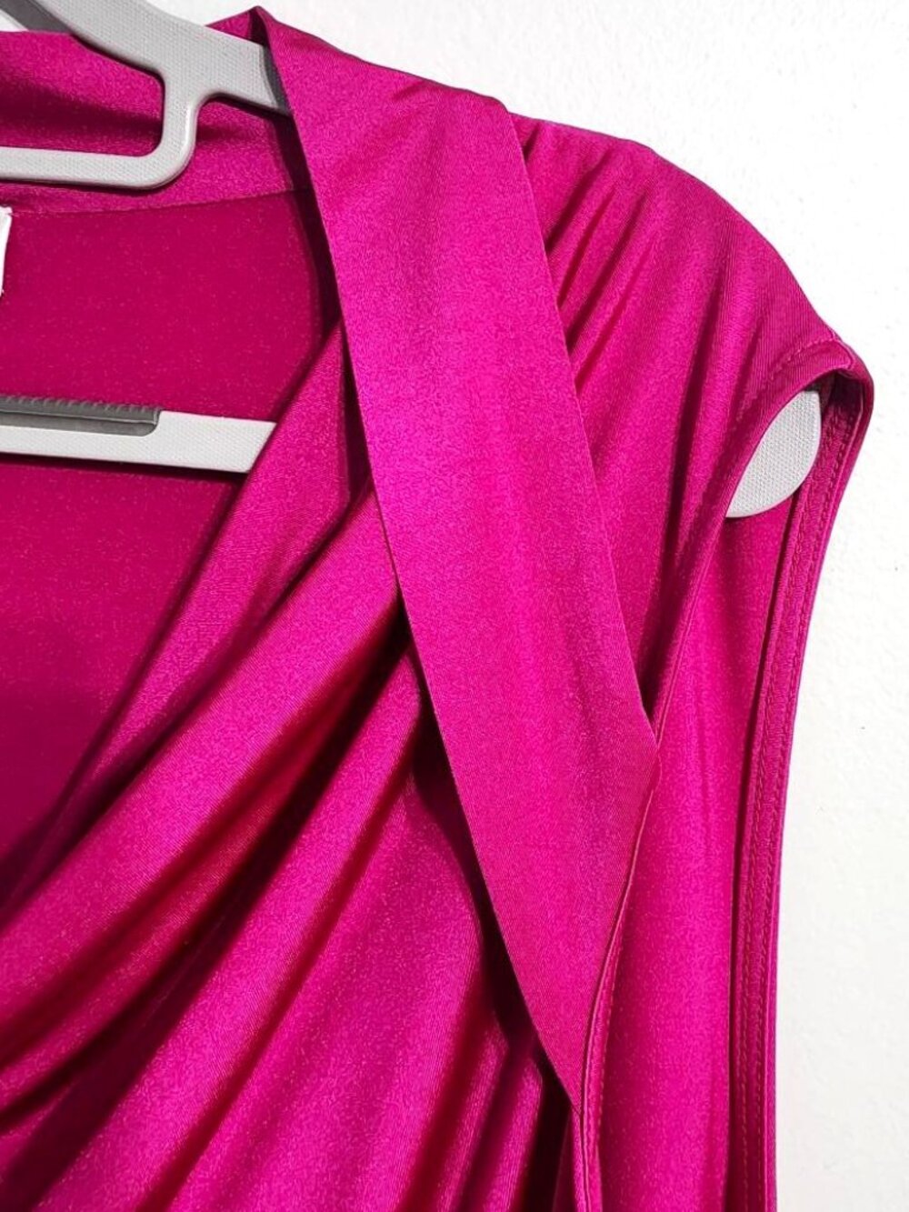 Jones Studio Fuchsia 3X Sleeveless Top – Draped Cowl Neck with Shoulder Accents - Picture 2 of 13